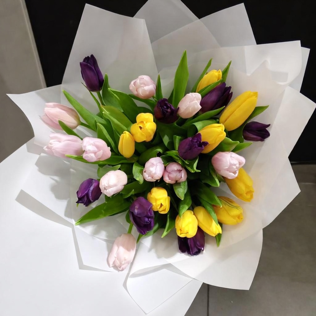 Tulip Harmony bouquet
